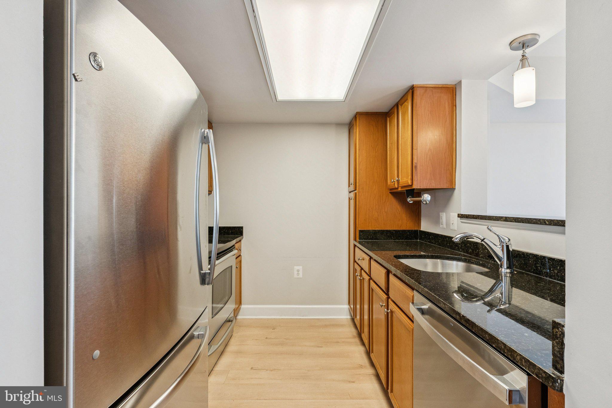 11800 SUNSET HILLS ROAD 1125