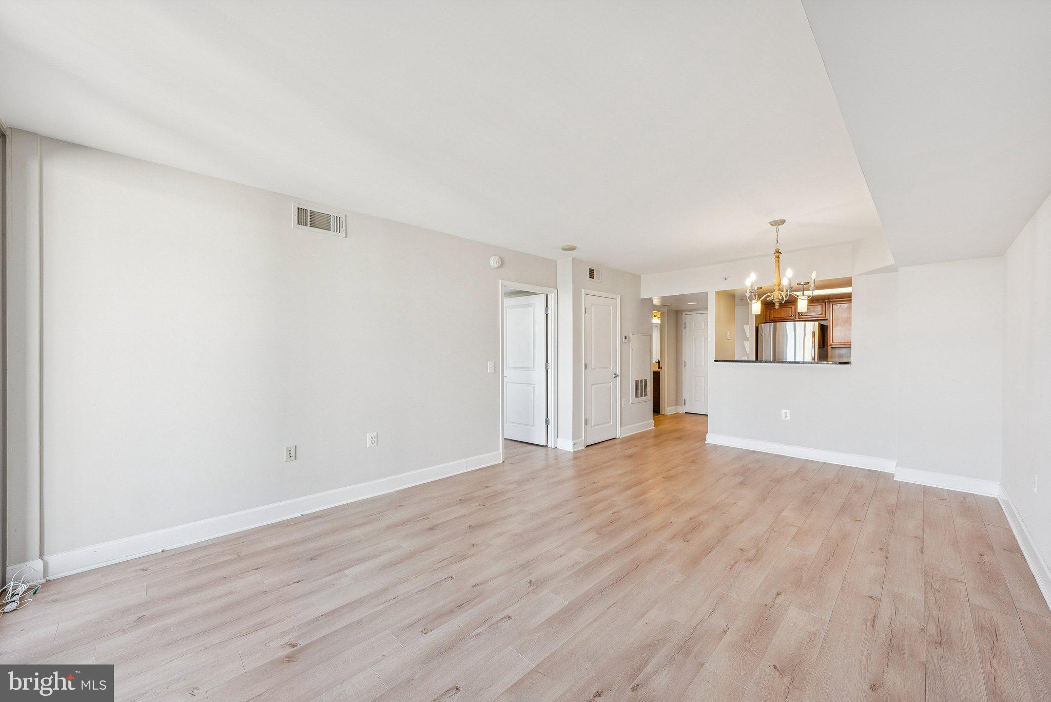 11800 SUNSET HILLS ROAD 1125