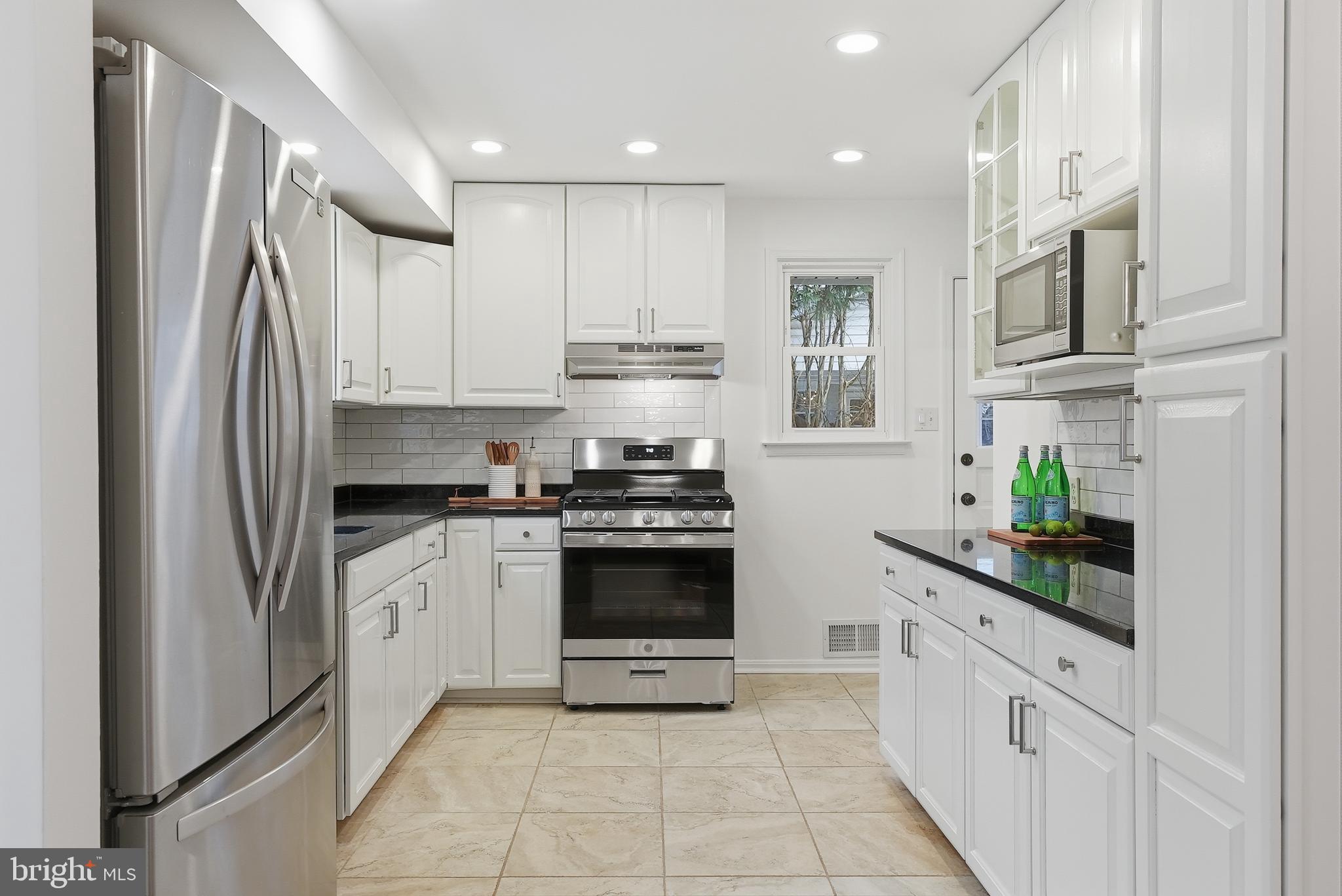 1207 DRAKE STREET SW