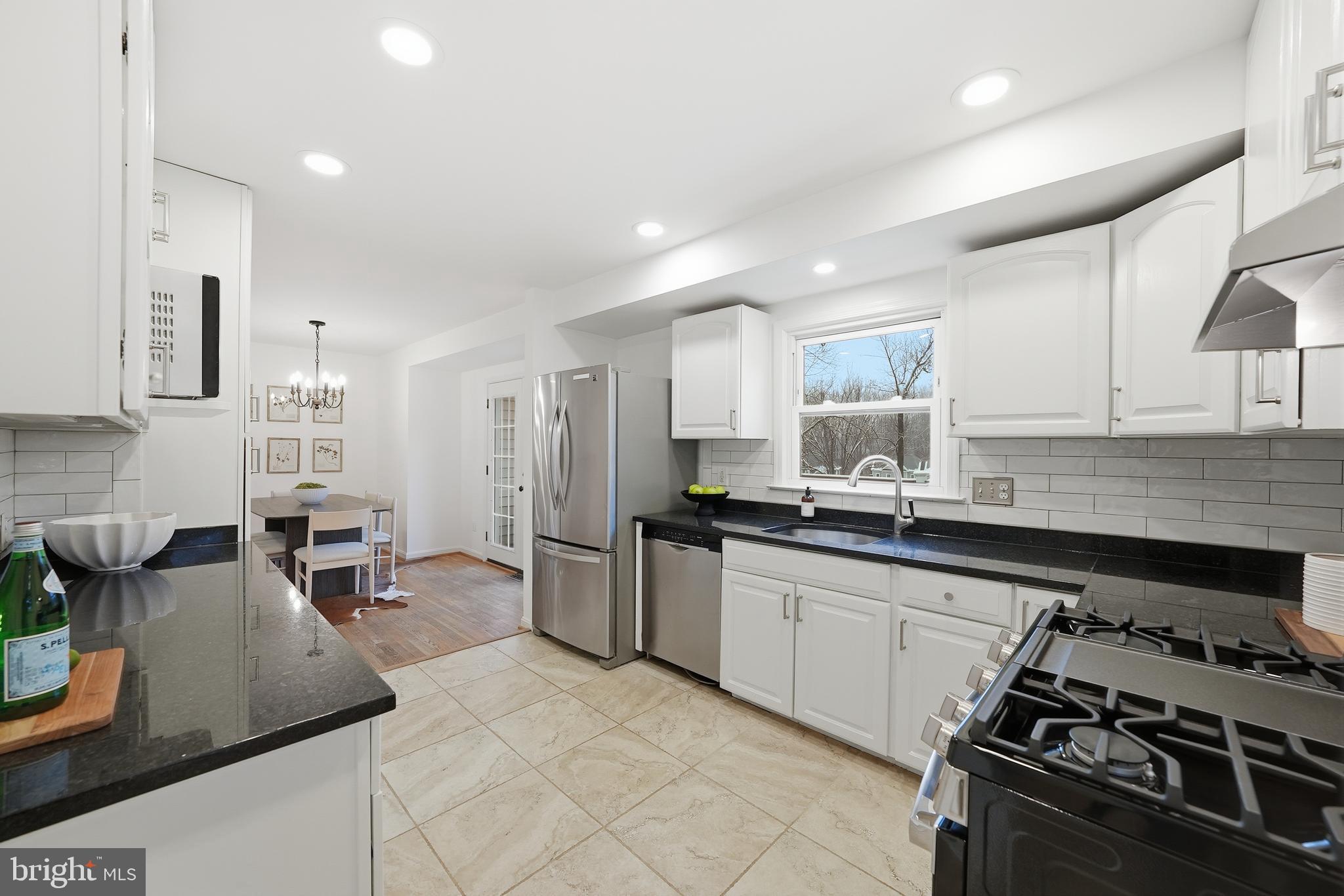 1207 DRAKE STREET SW