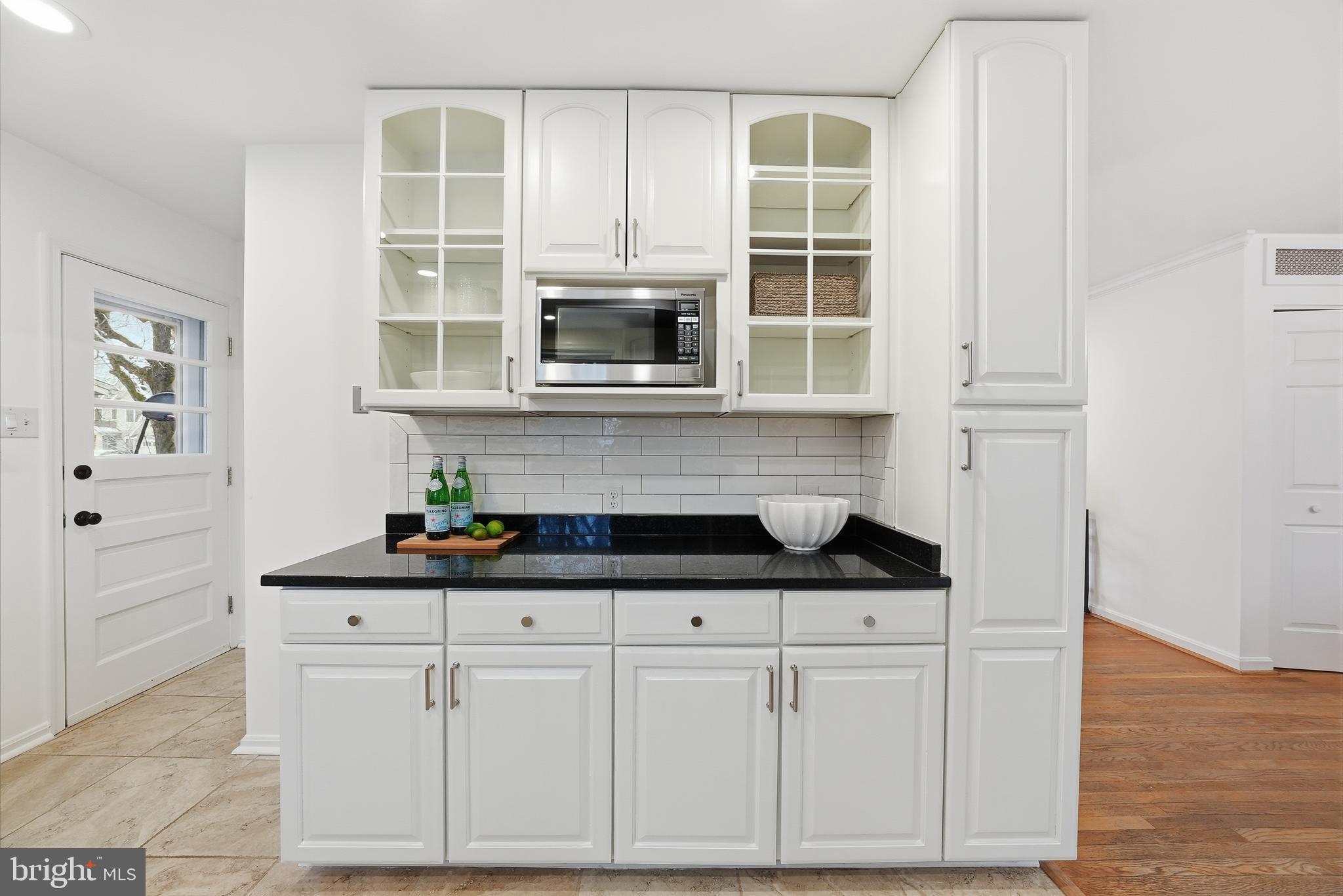 1207 DRAKE STREET SW