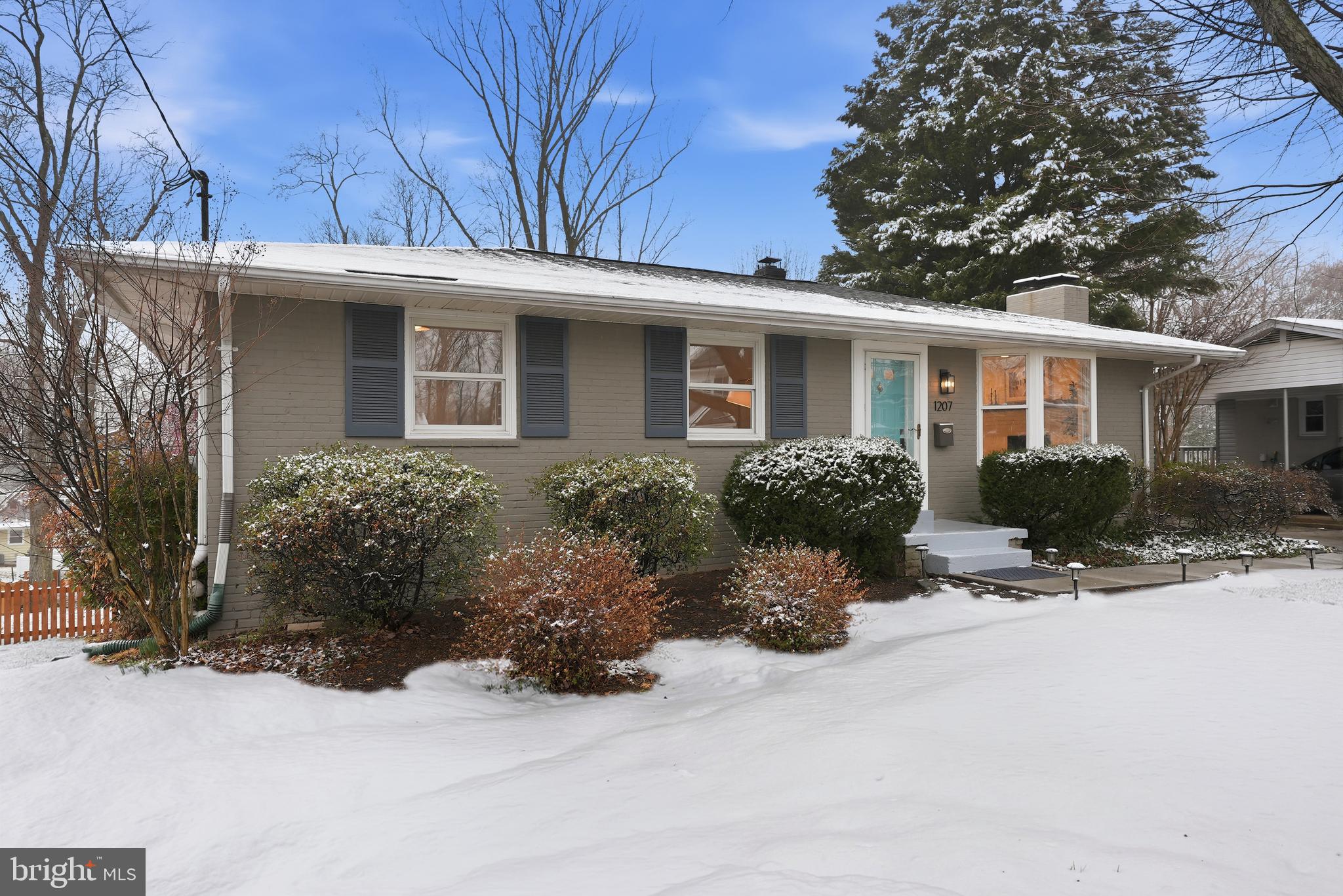 1207 DRAKE STREET SW