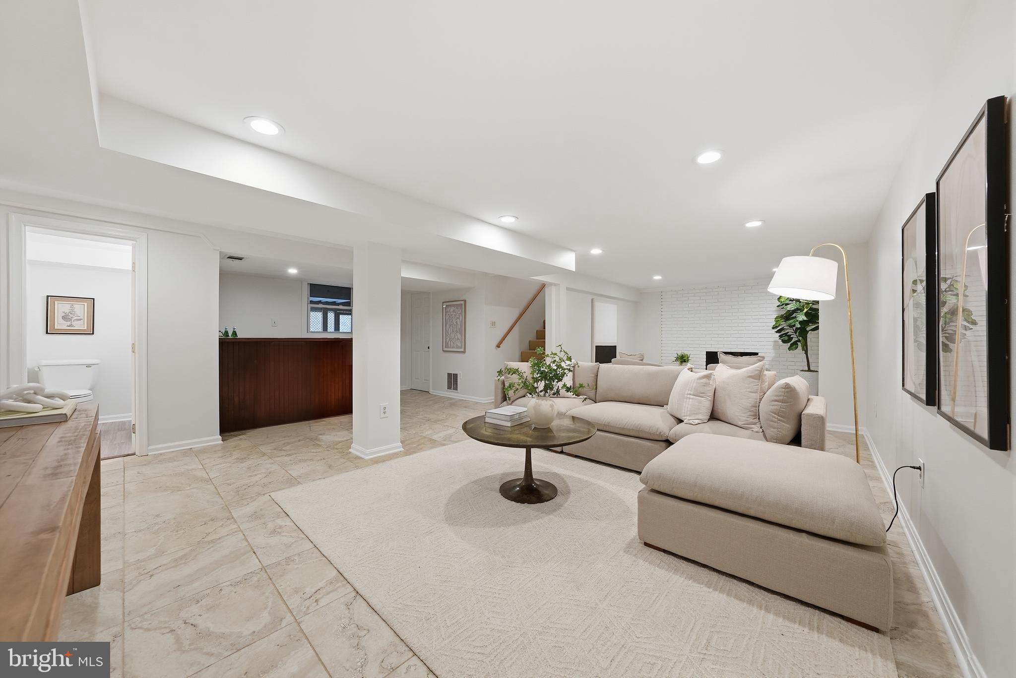 1207 DRAKE STREET SW