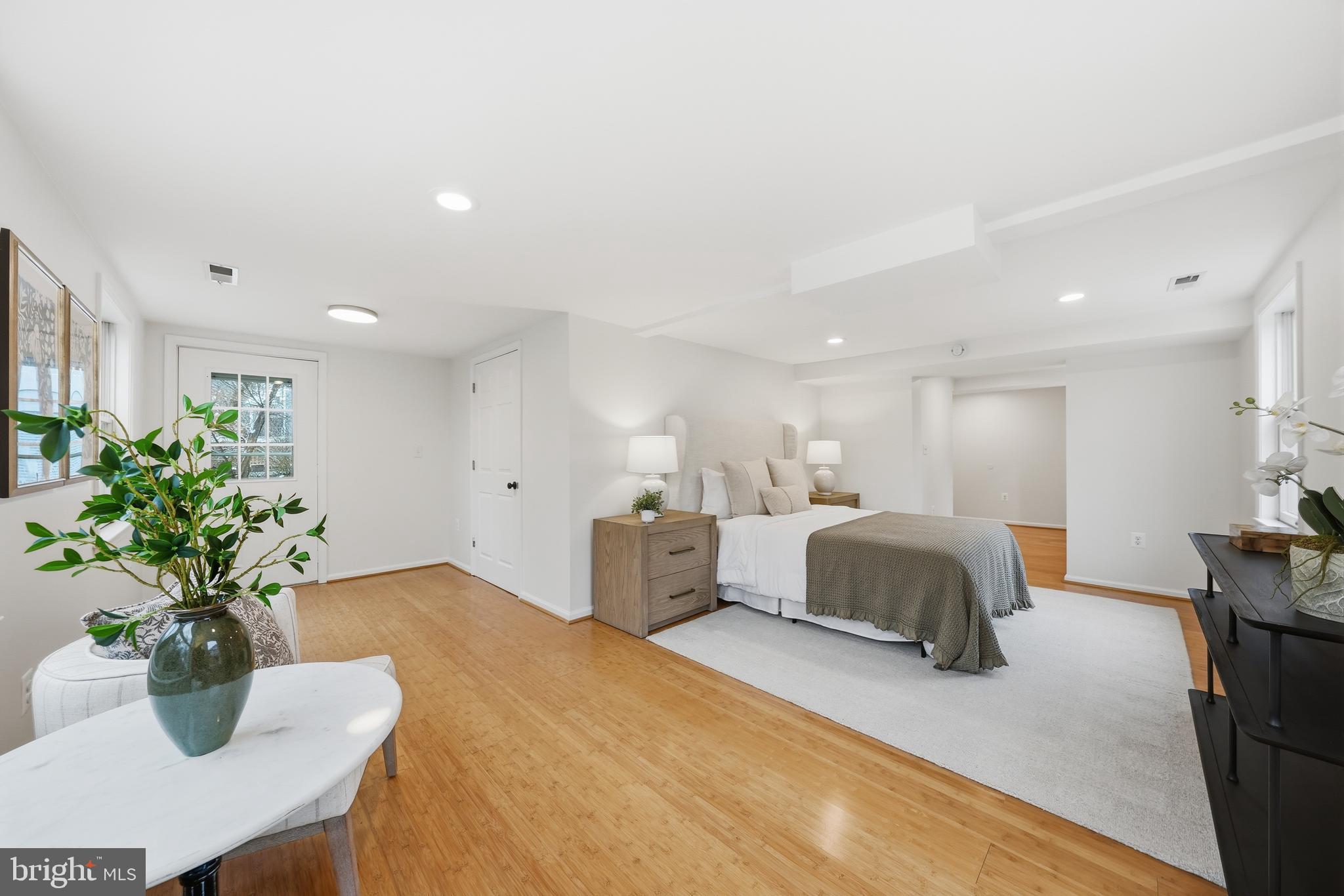 1207 DRAKE STREET SW