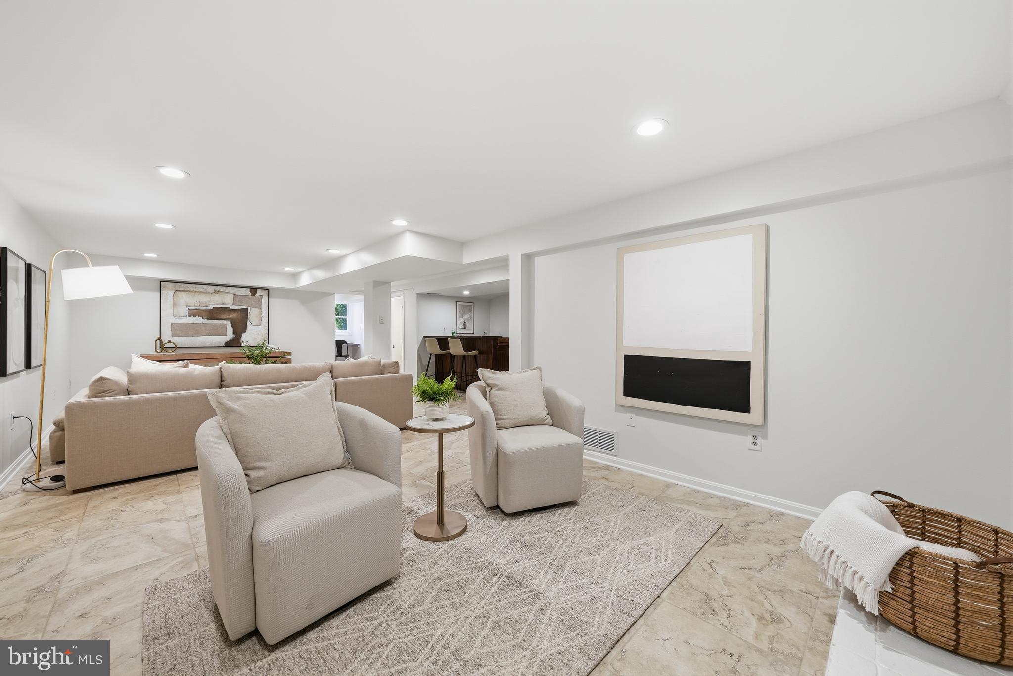 1207 DRAKE STREET SW