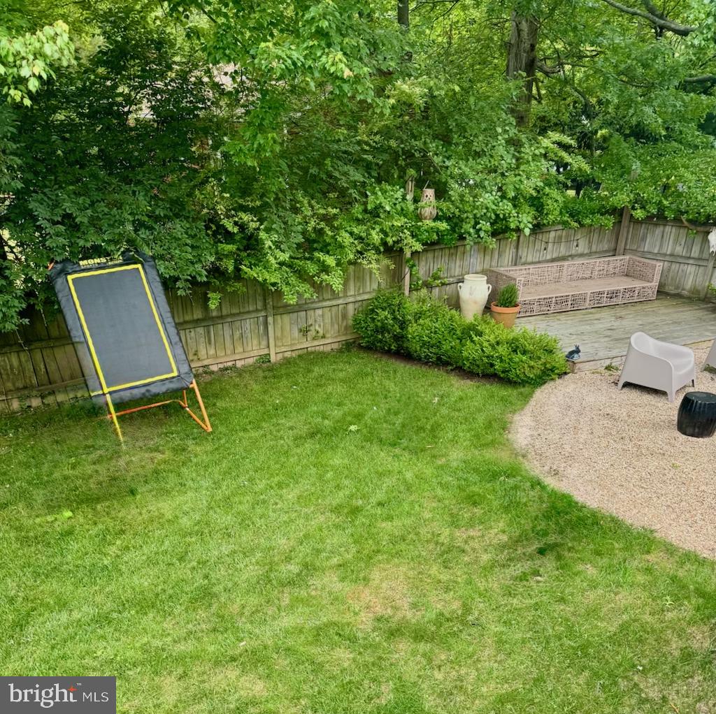 370 HOLMES DRIVE NW