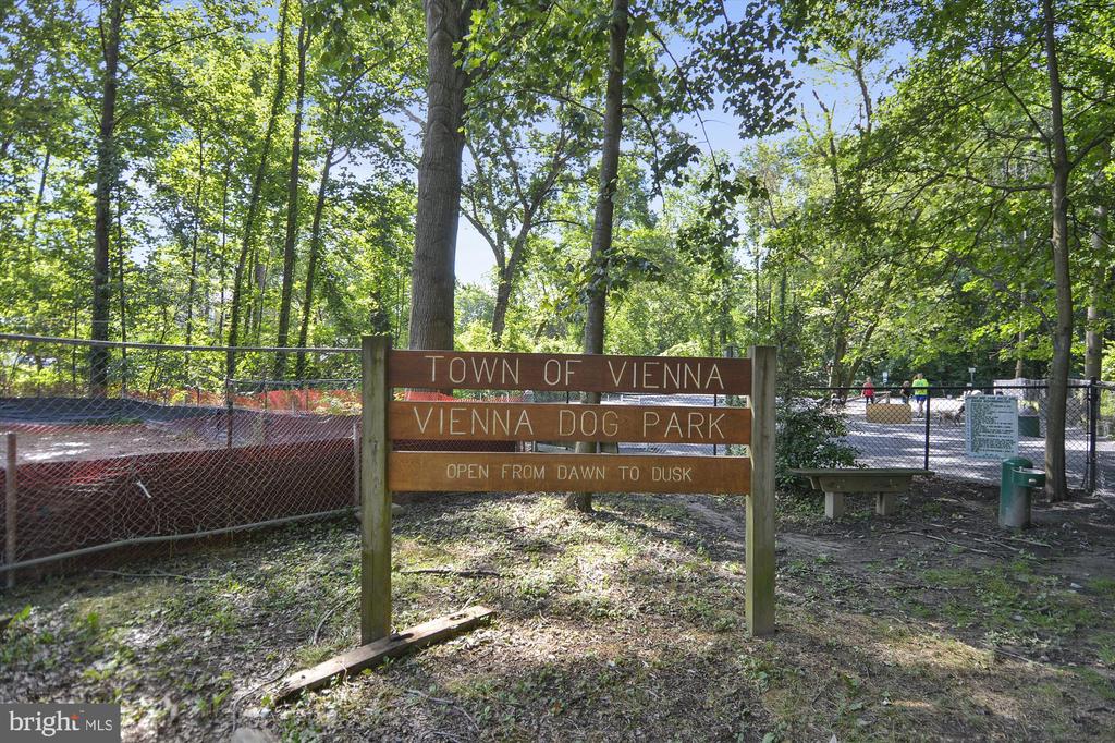 370 HOLMES DRIVE NW