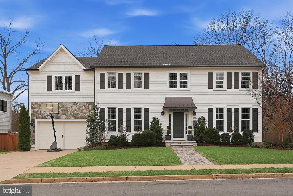 370 HOLMES DRIVE NW
