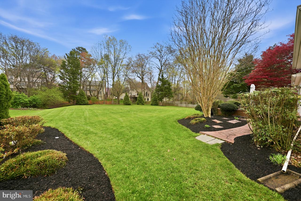 12615 HERITAGE FARM LANE