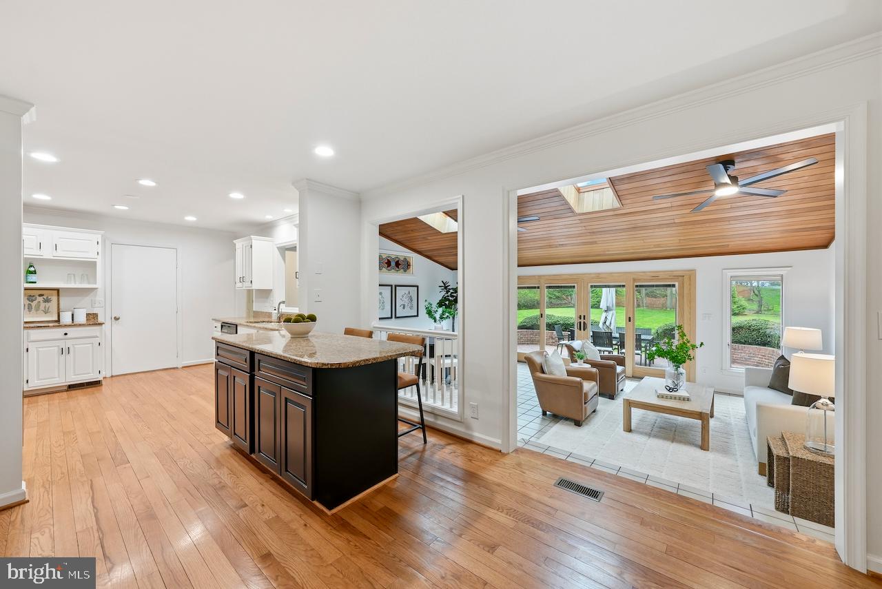 12615 HERITAGE FARM LANE