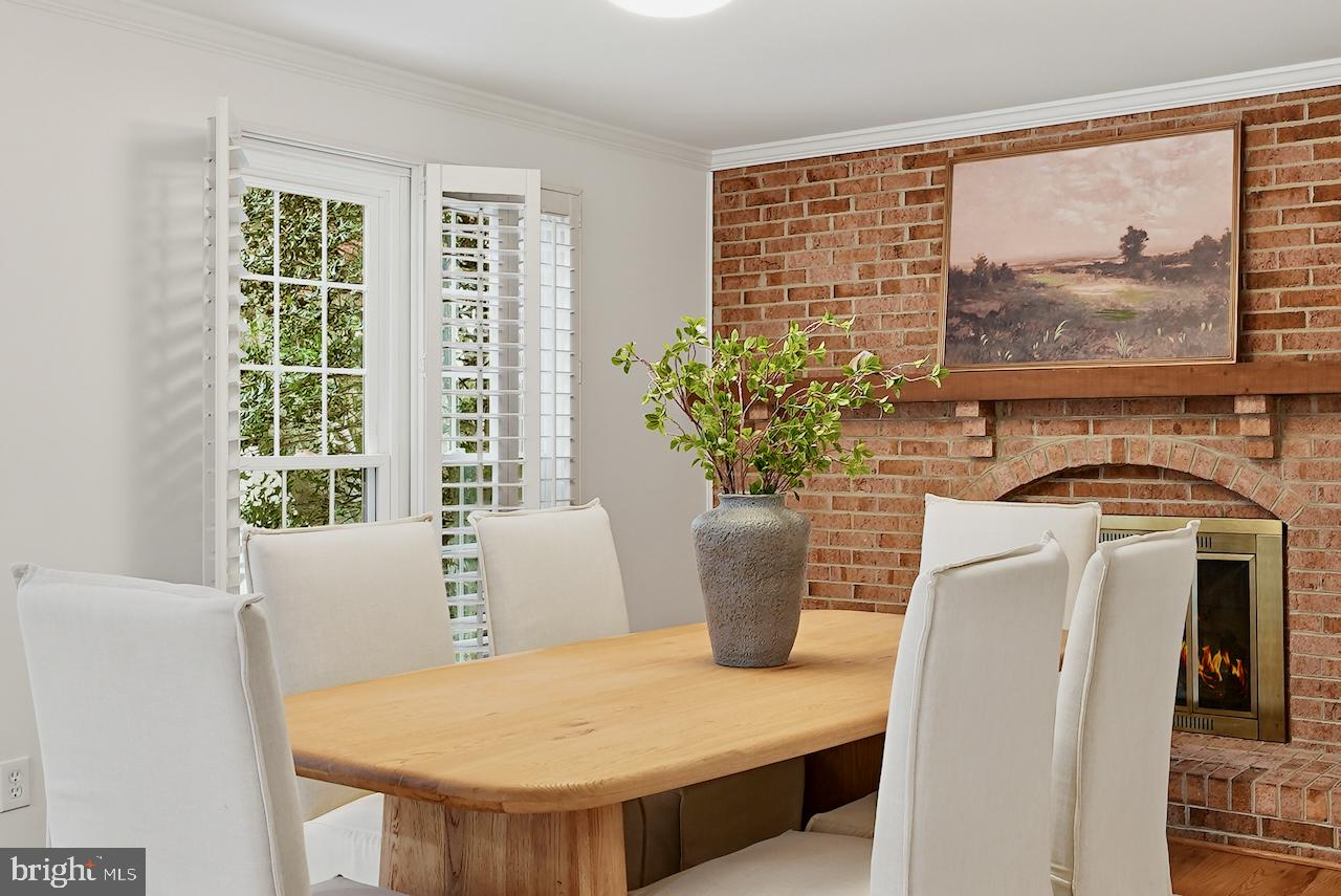 12615 HERITAGE FARM LANE