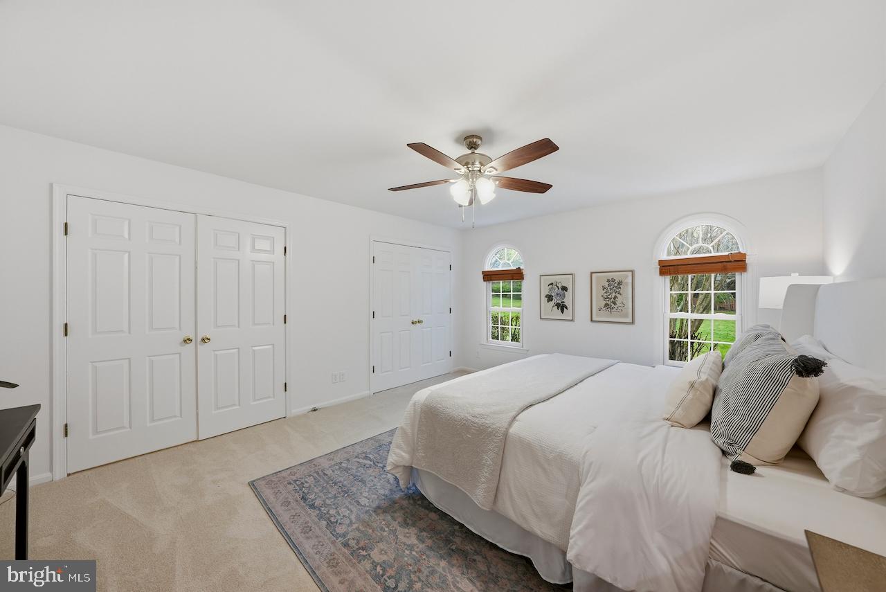 12615 HERITAGE FARM LANE