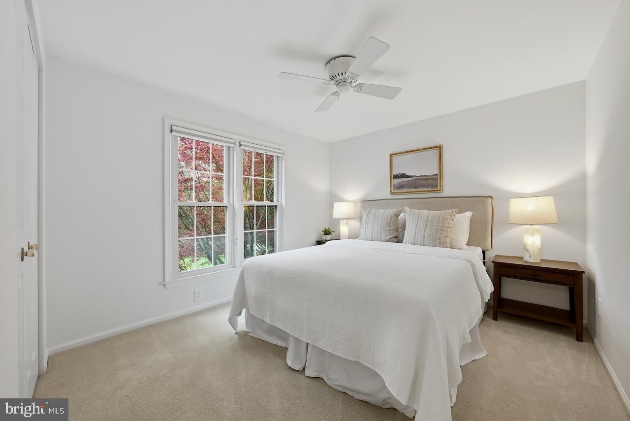 12615 HERITAGE FARM LANE