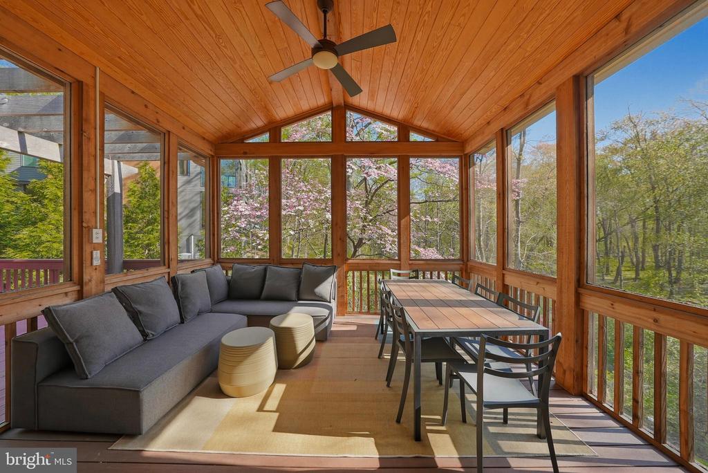 7504 BLAISE TRAIL