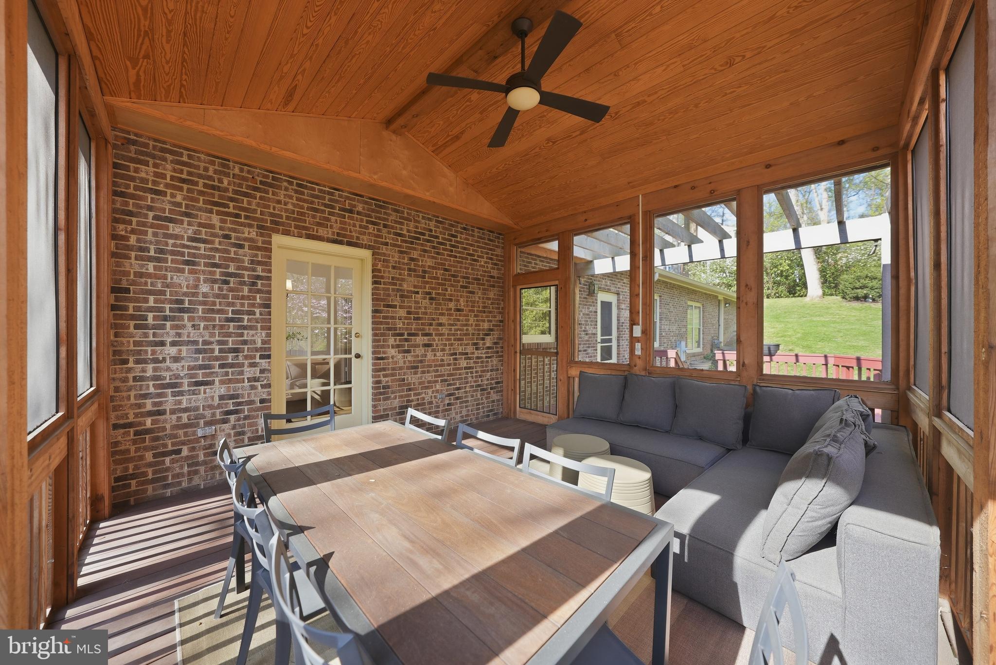 7504 BLAISE TRAIL