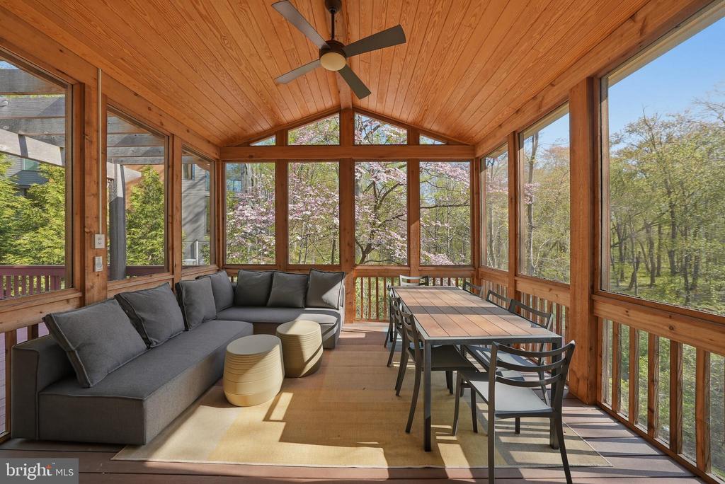 7504 BLAISE TRAIL