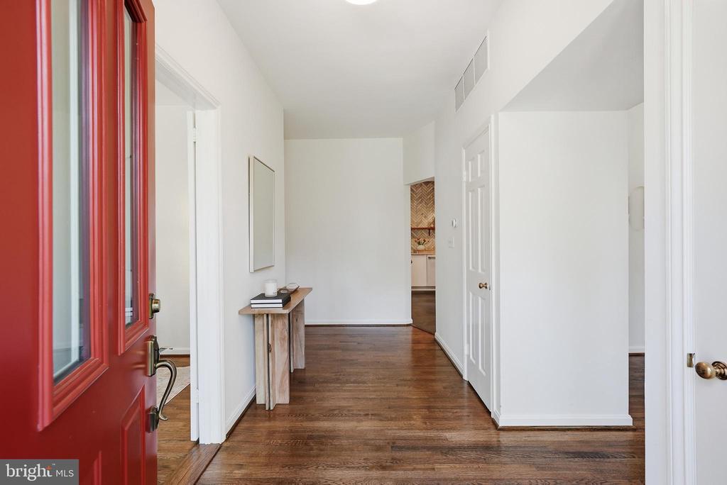 7504 BLAISE TRAIL