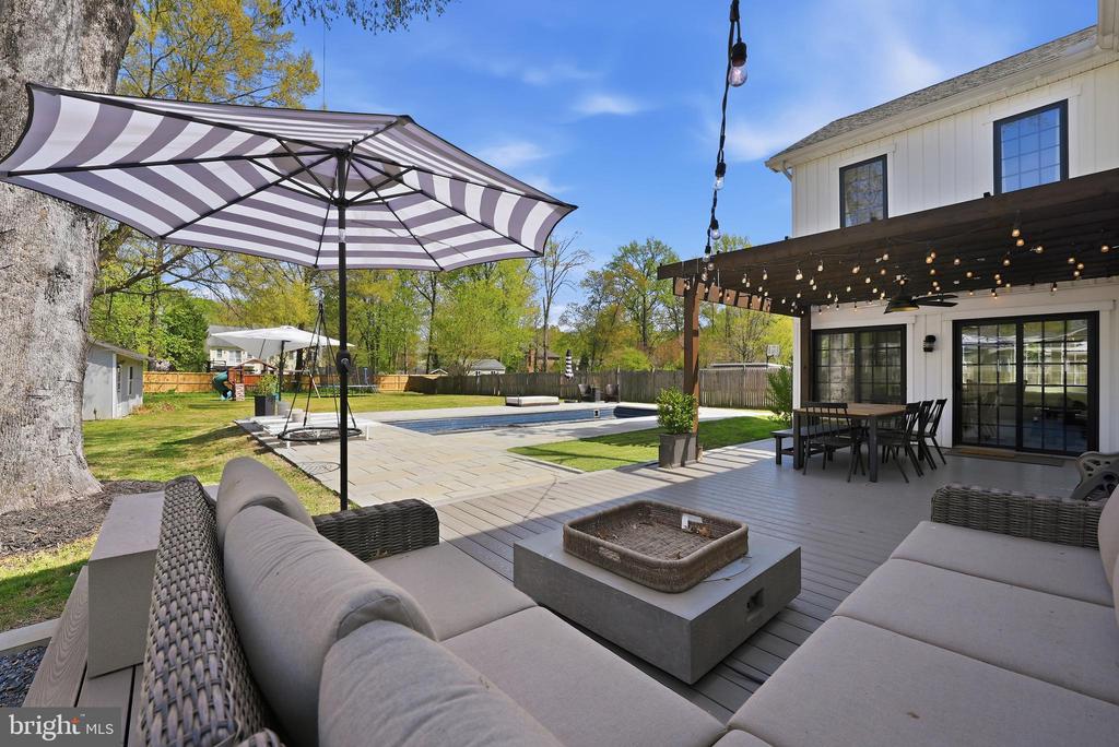 7739 SCHELHORN ROAD