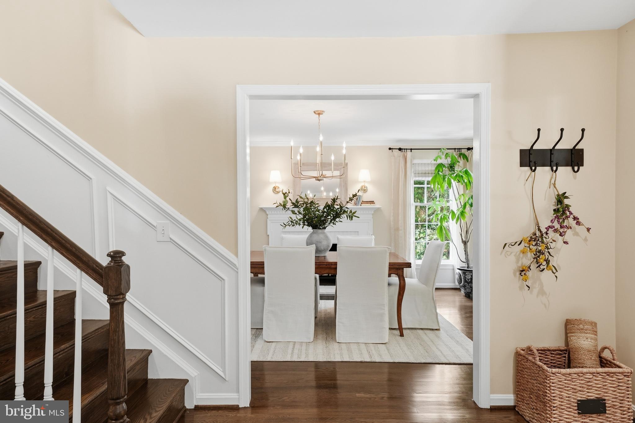 10204 YELLOW PINE DRIVE