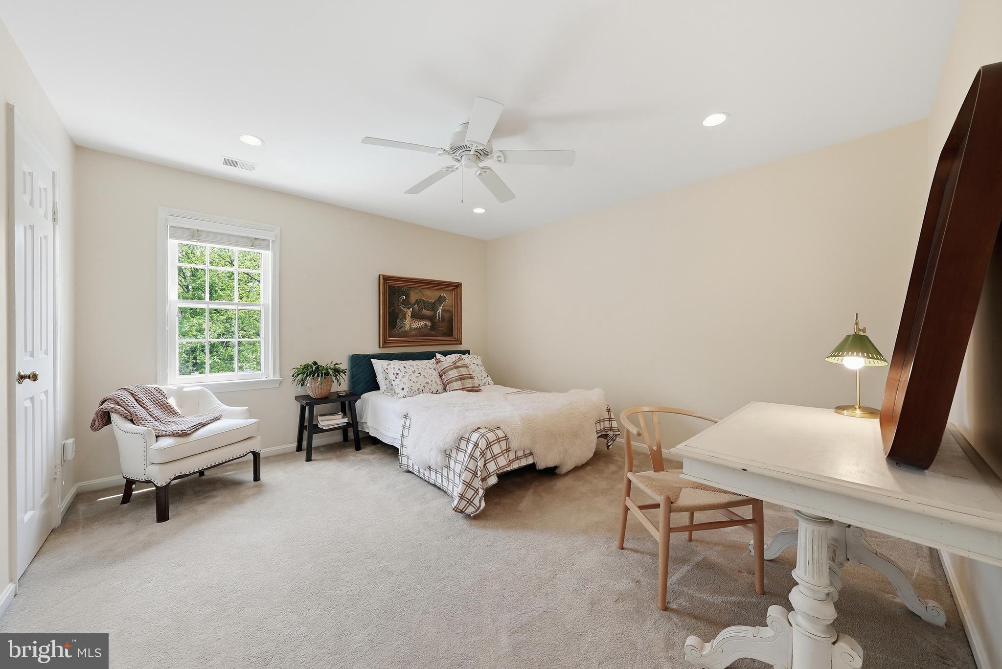 10204 YELLOW PINE DRIVE