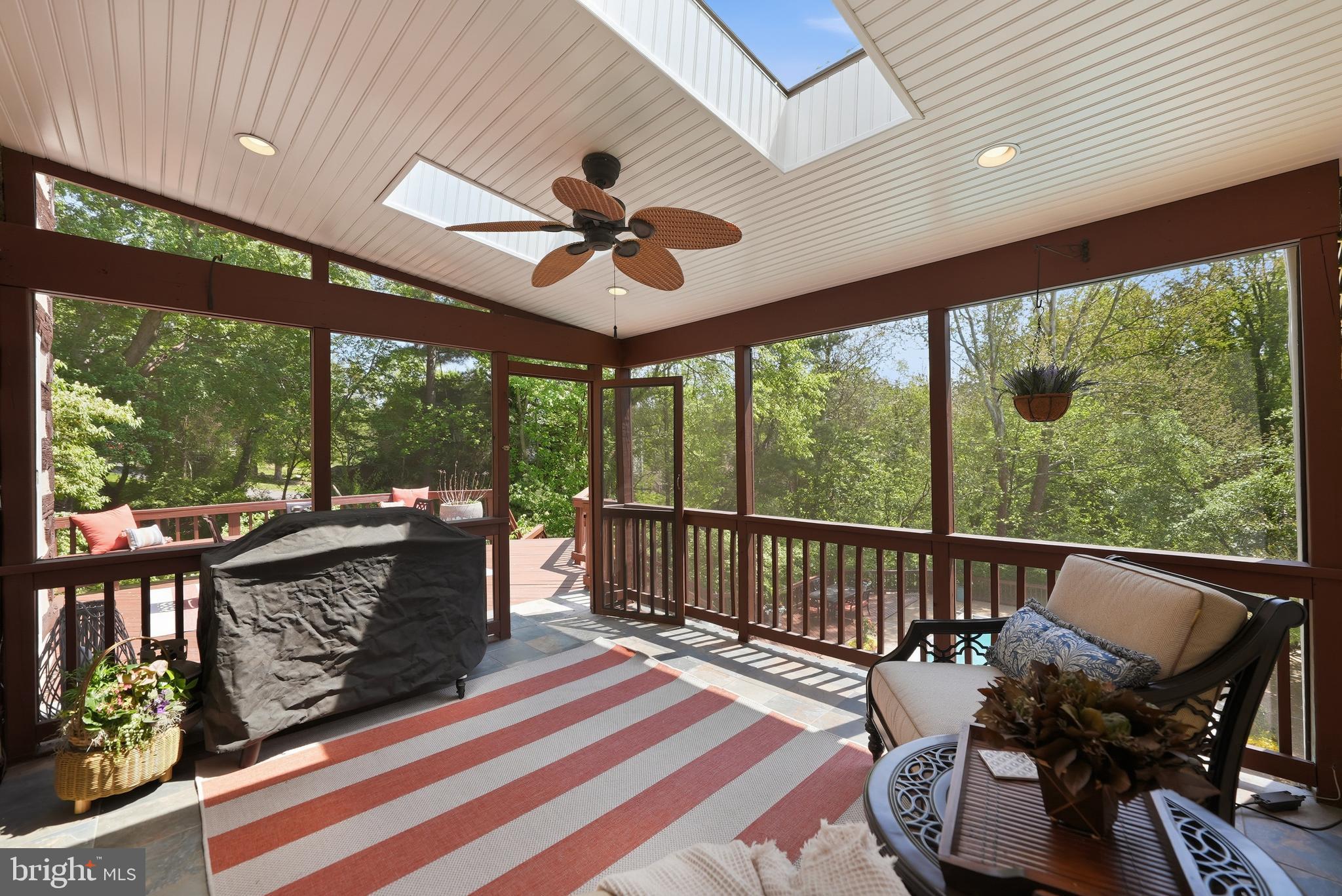 10204 YELLOW PINE DRIVE