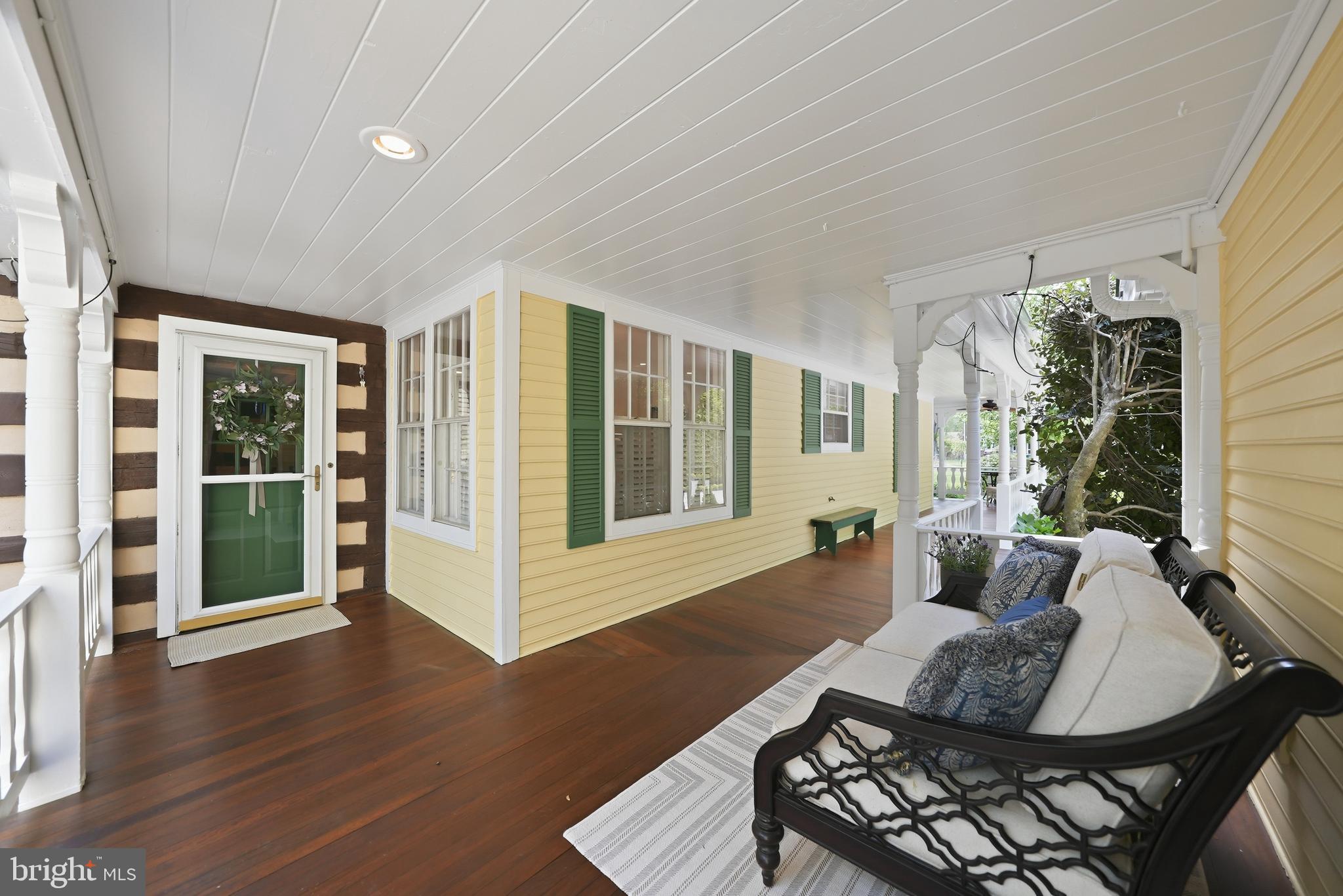 10204 YELLOW PINE DRIVE