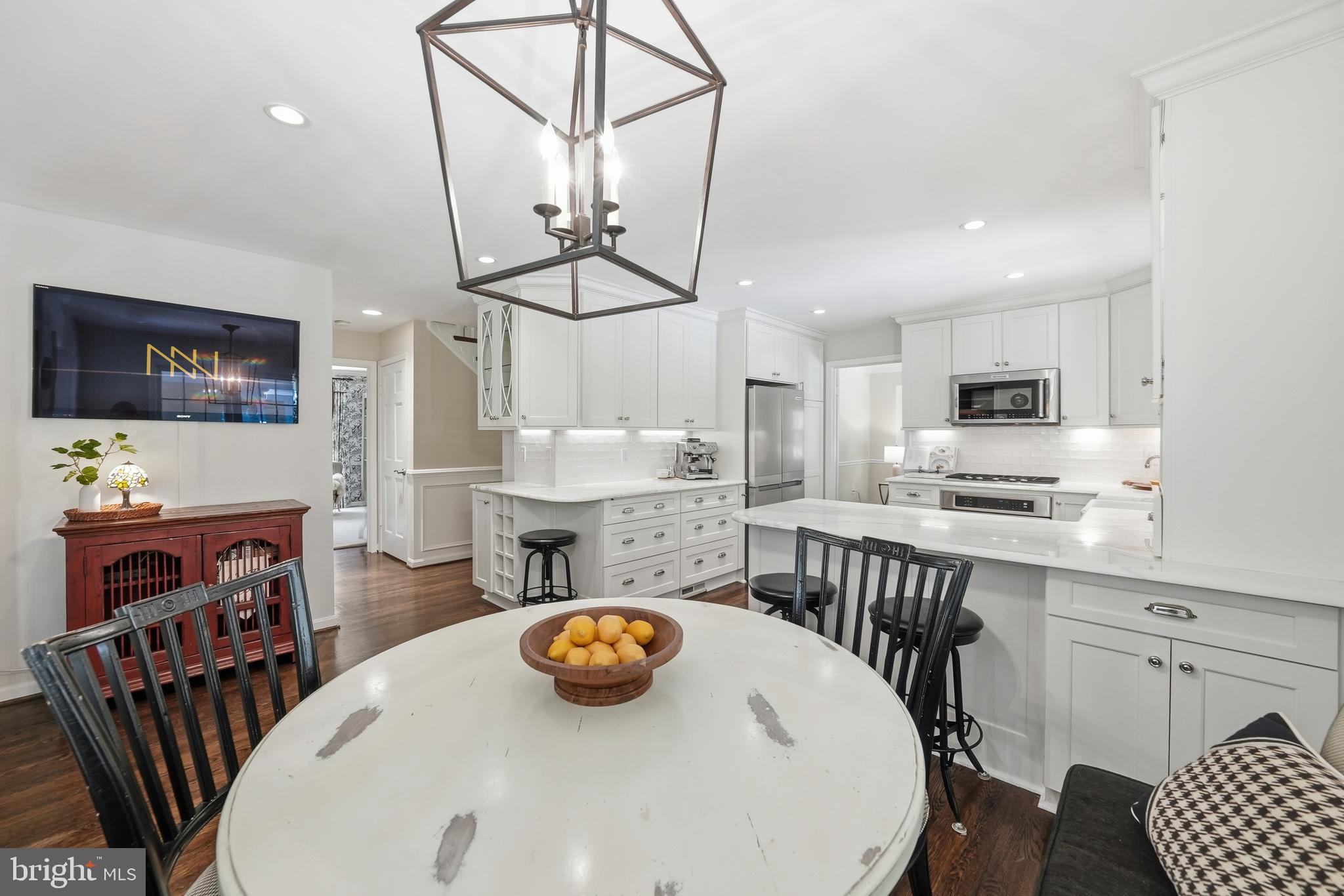 10204 YELLOW PINE DRIVE