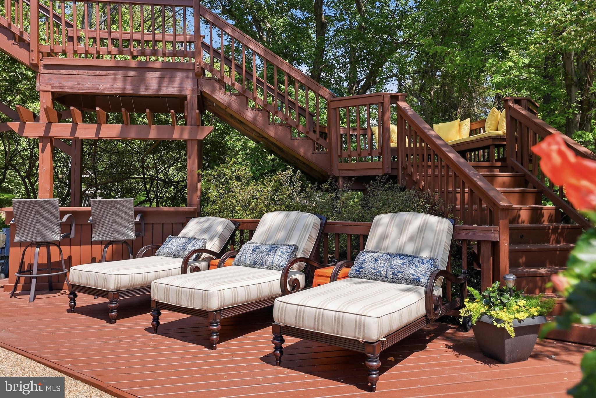 10204 YELLOW PINE DRIVE