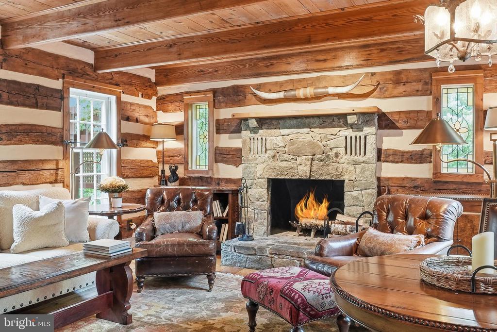 10204 YELLOW PINE DRIVE