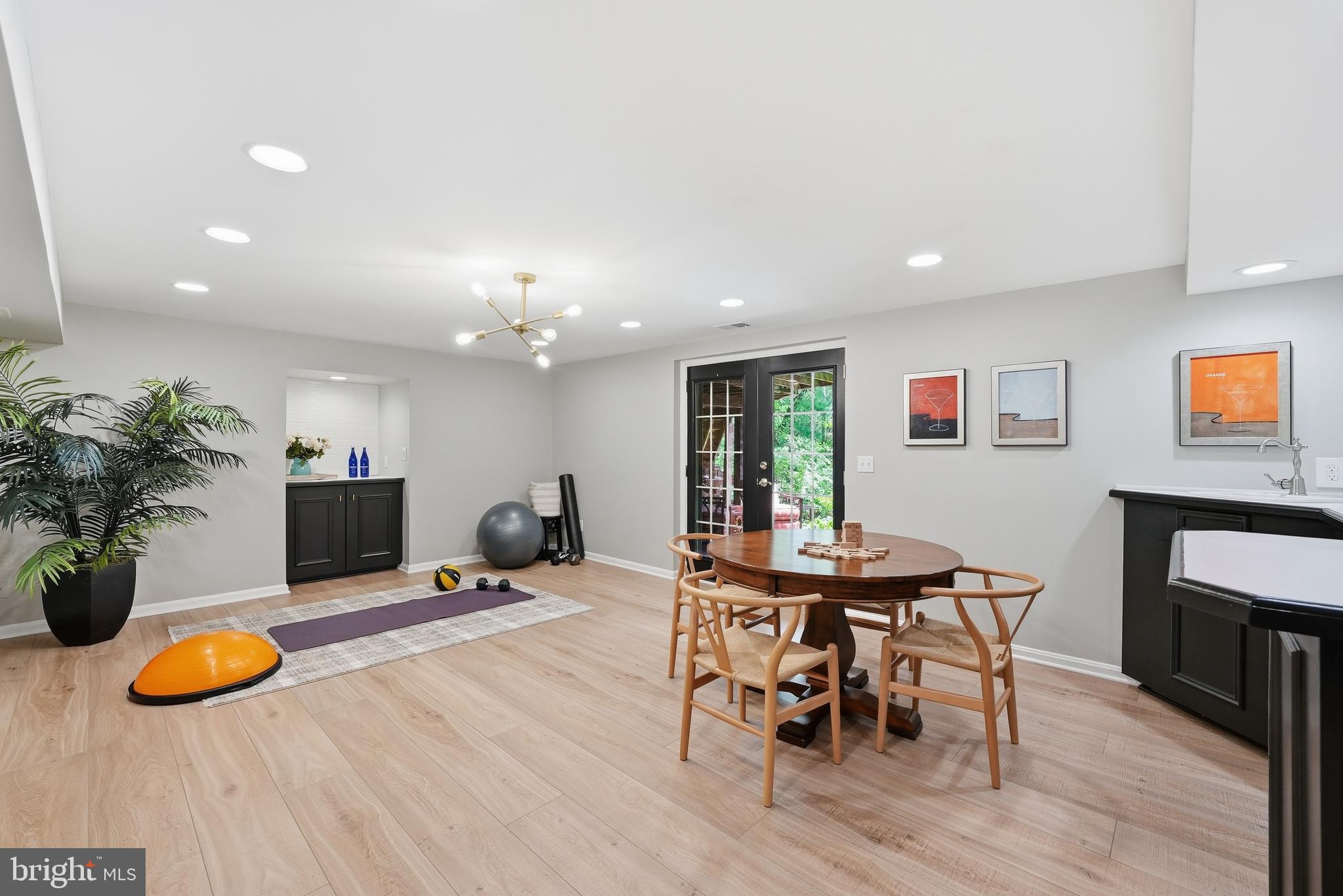 10204 YELLOW PINE DRIVE