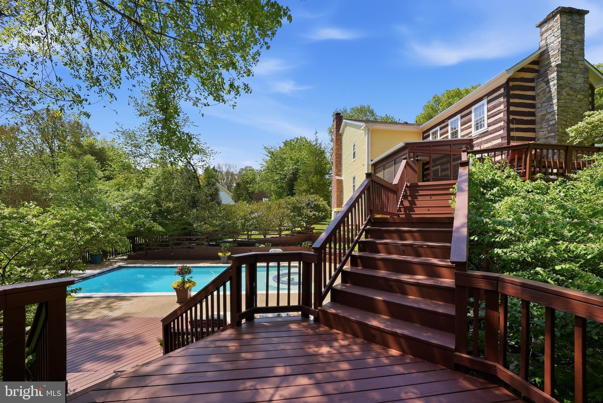 10204 YELLOW PINE DRIVE