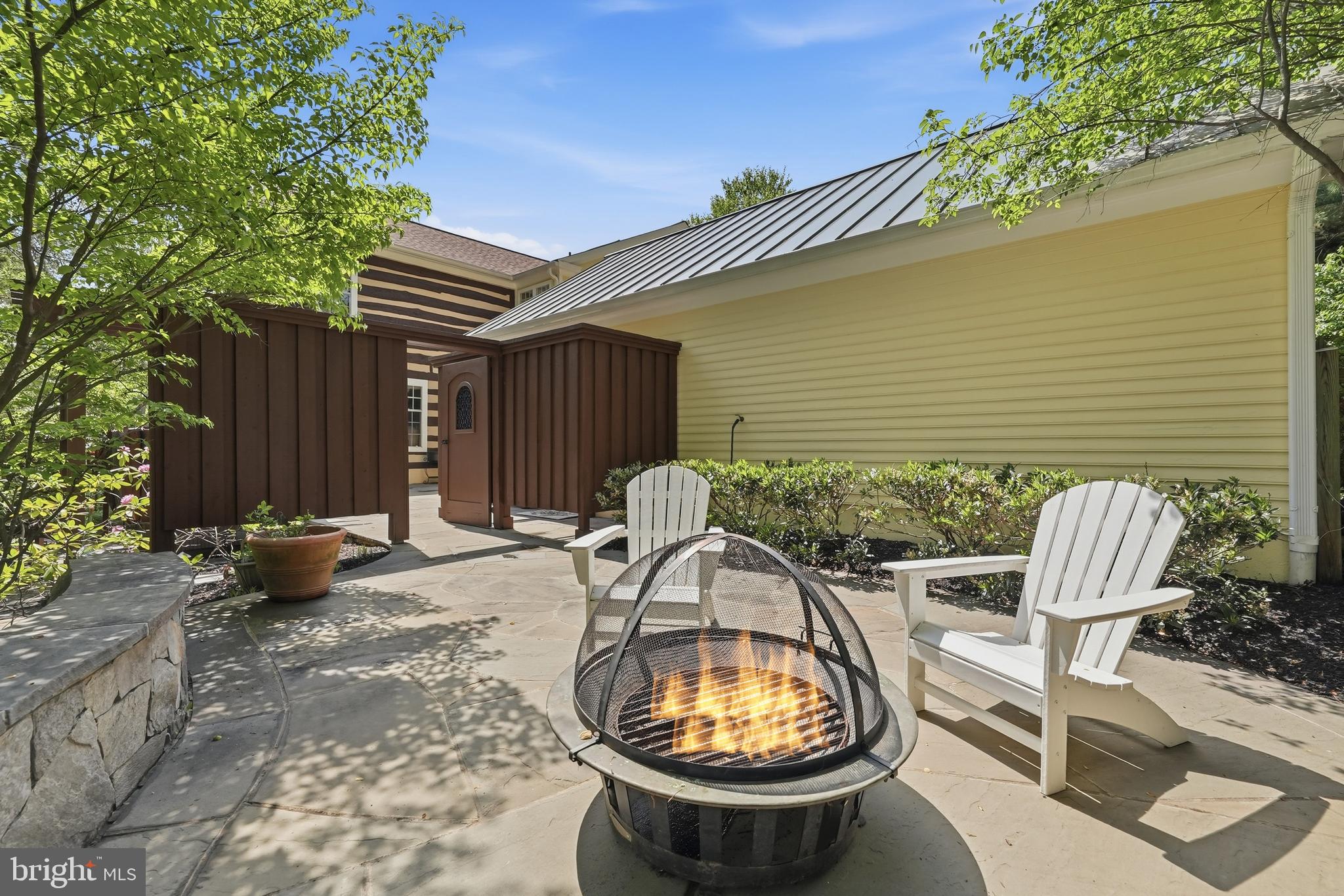 10204 YELLOW PINE DRIVE