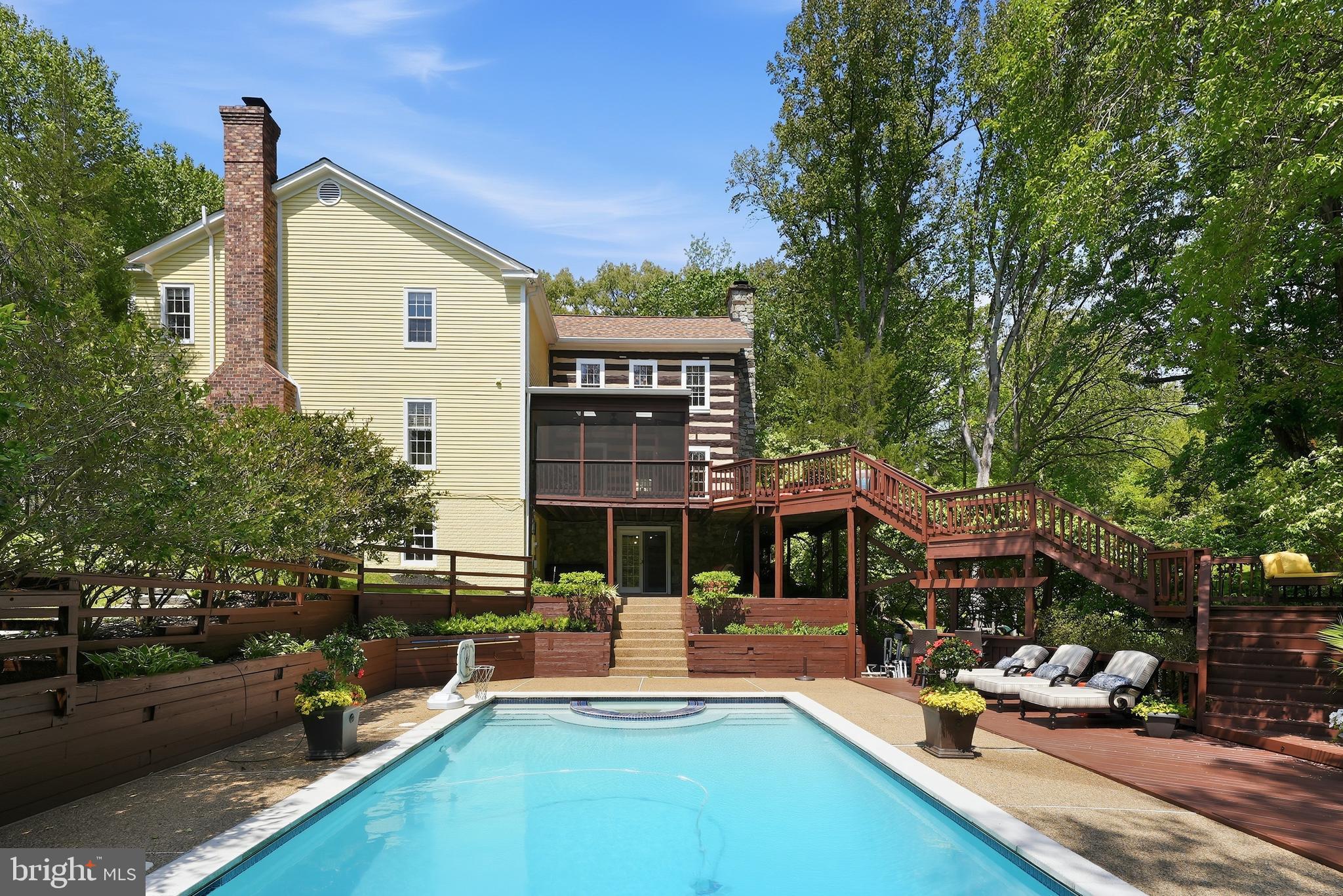 10204 YELLOW PINE DRIVE