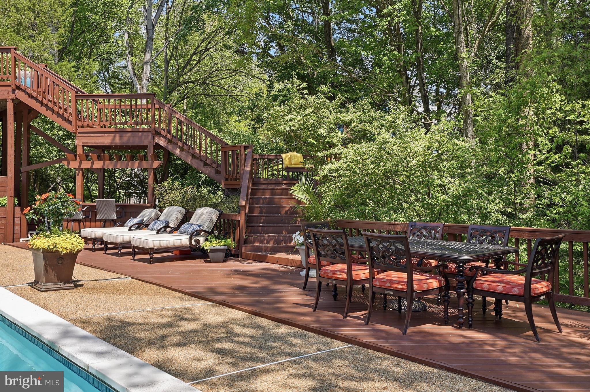 10204 YELLOW PINE DRIVE