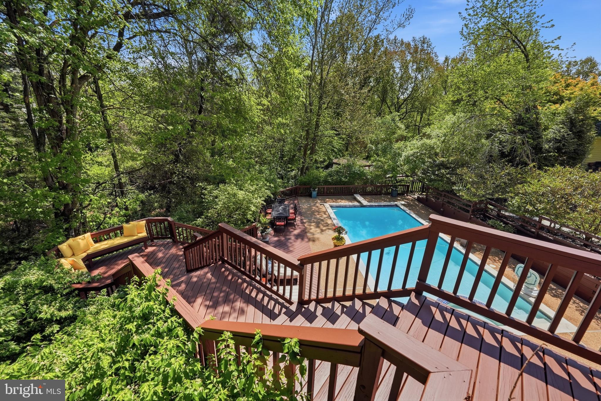 10204 YELLOW PINE DRIVE