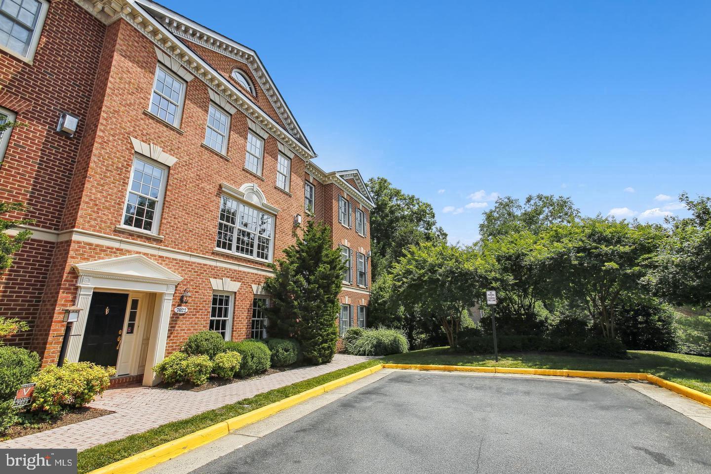 7022 LITTLE LEAF LINDEN LANE