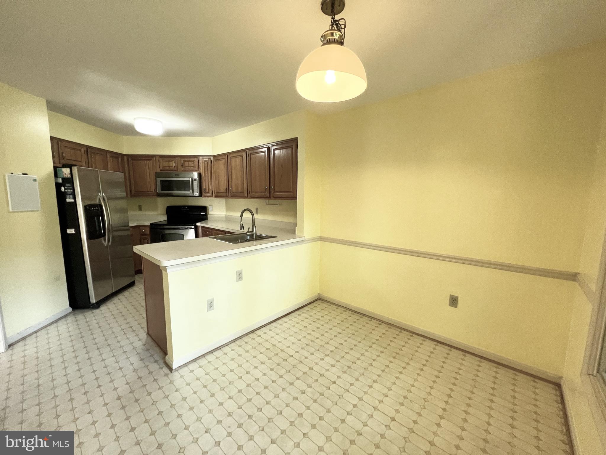 2134 KINGS GARDEN WAY 357