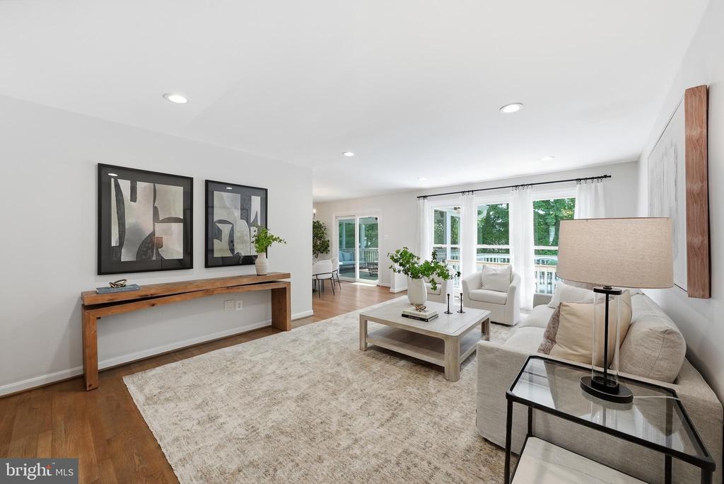 610 KEARNEY COURT SW