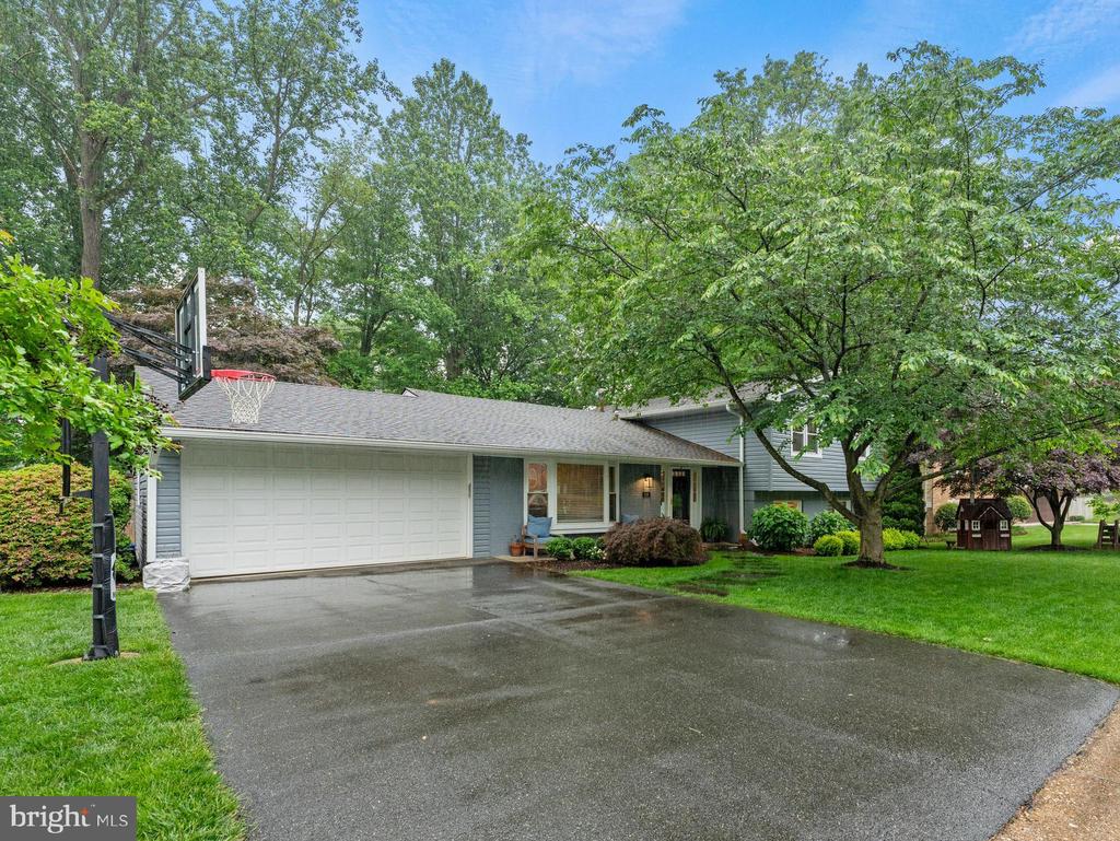 610 KEARNEY COURT SW