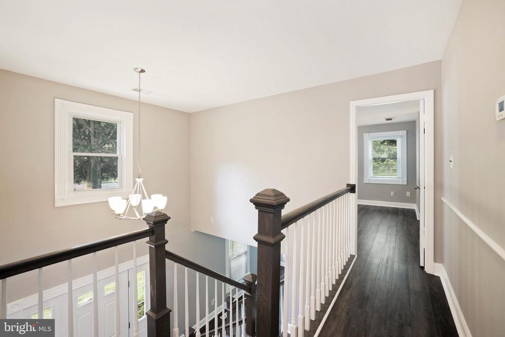1518 GINGERWOOD COURT
