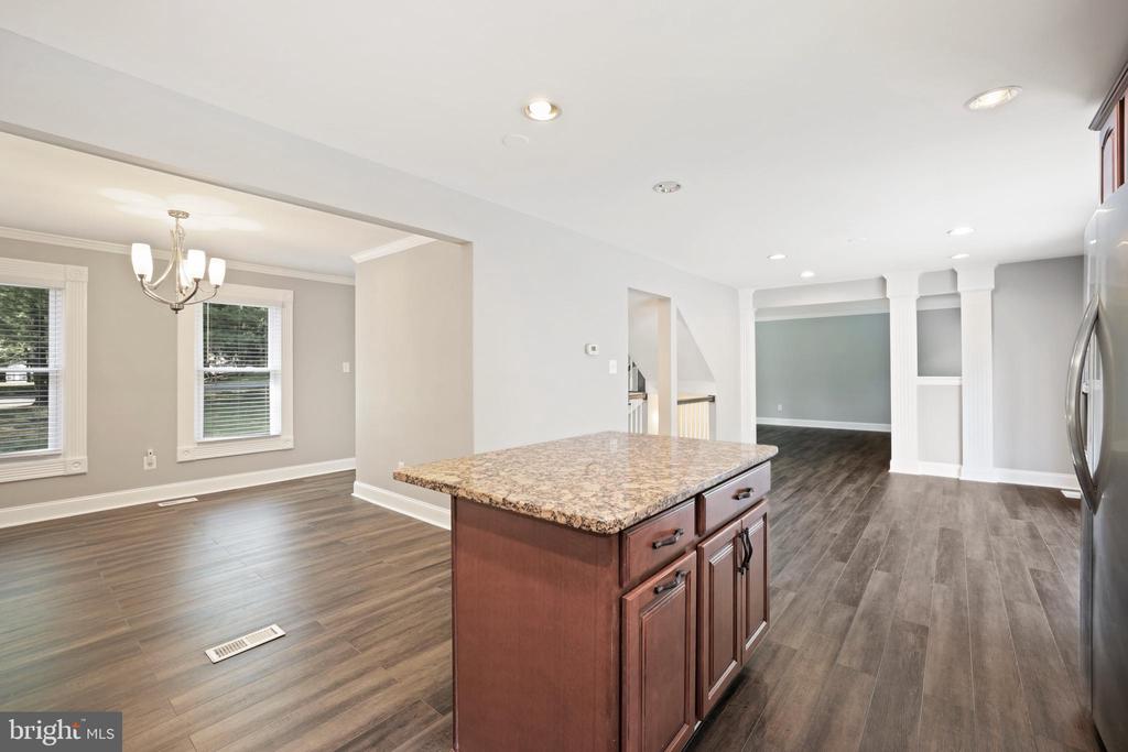 1518 GINGERWOOD COURT