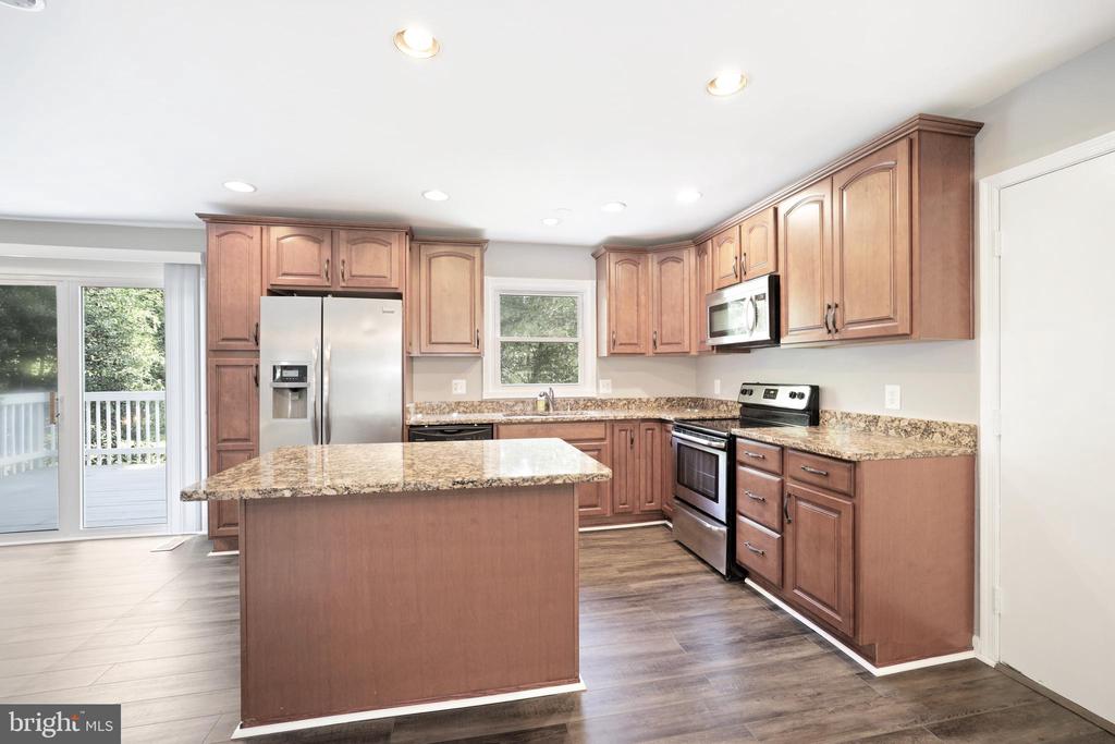 1518 GINGERWOOD COURT