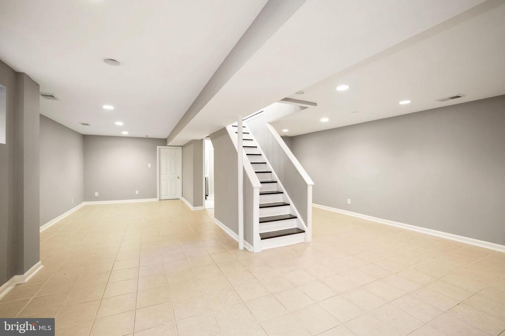 1518 GINGERWOOD COURT