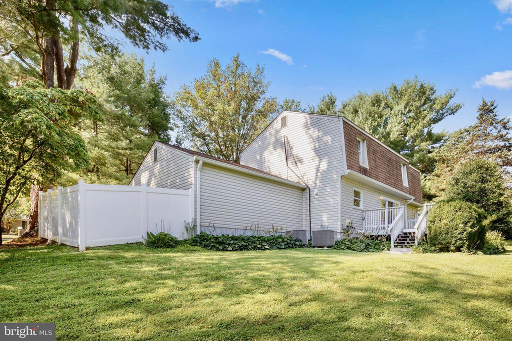 1518 GINGERWOOD COURT