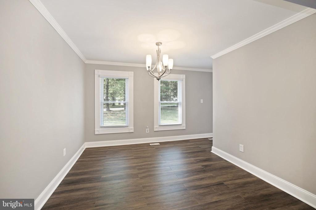 1518 GINGERWOOD COURT