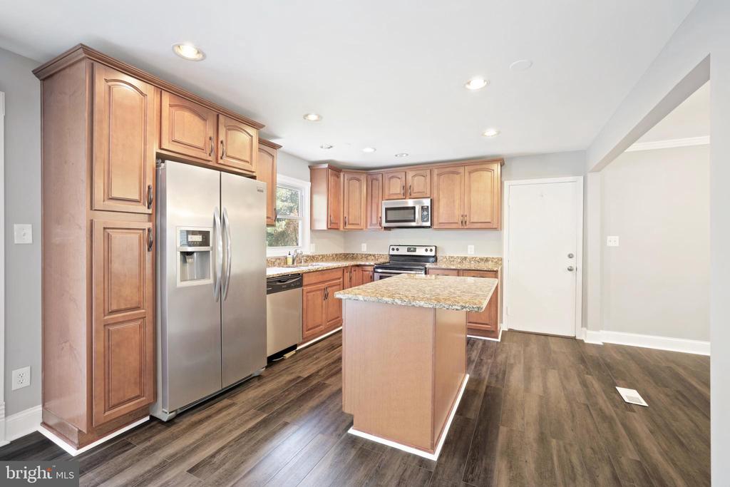 1518 GINGERWOOD COURT