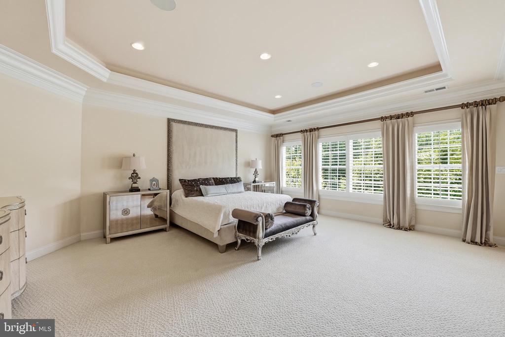 9842 CORSINI COURT