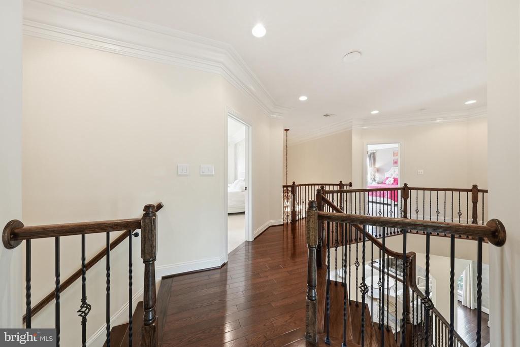 9842 CORSINI COURT