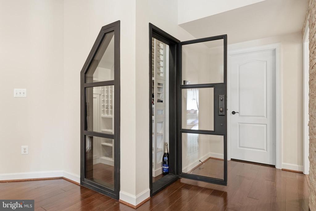 9842 CORSINI COURT