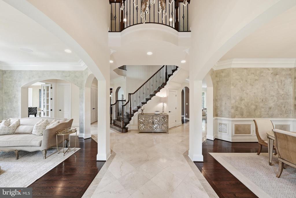 9842 CORSINI COURT